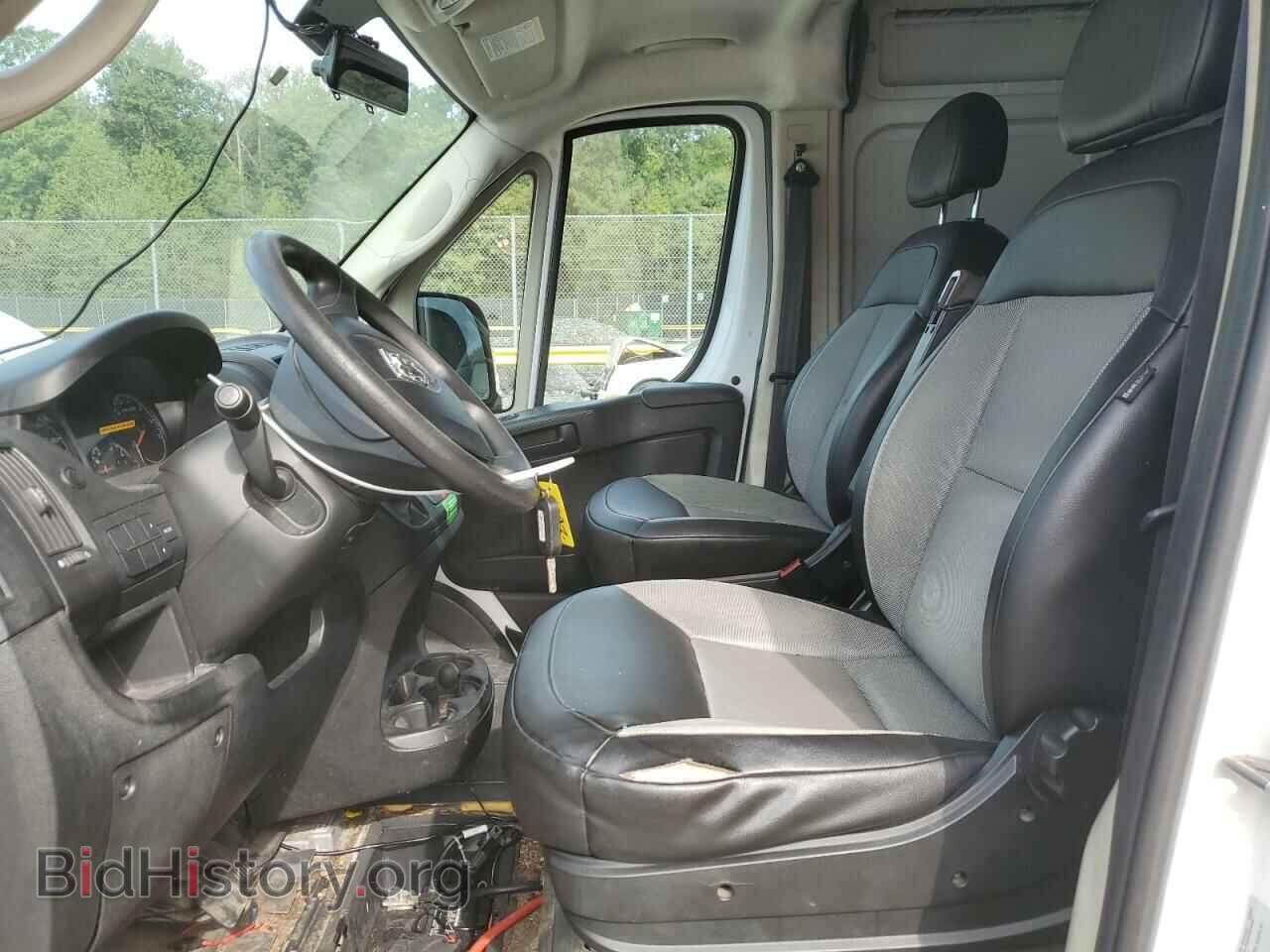 2017 RAM All Models - VIN: 3C6TRVDG7HE546974 - Photo 7