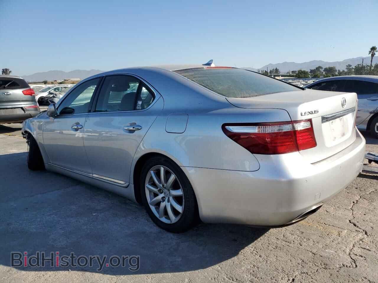 2009 LEXUS LS460 - VIN: JTHBL46F895089818 - Photo 2