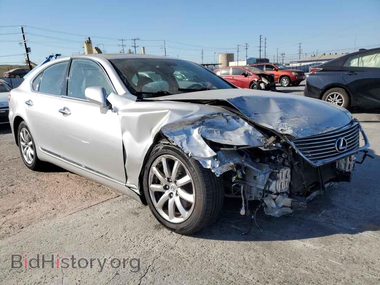 2009 LEXUS LS460 - VIN: JTHBL46F895089818 - Photo 4
