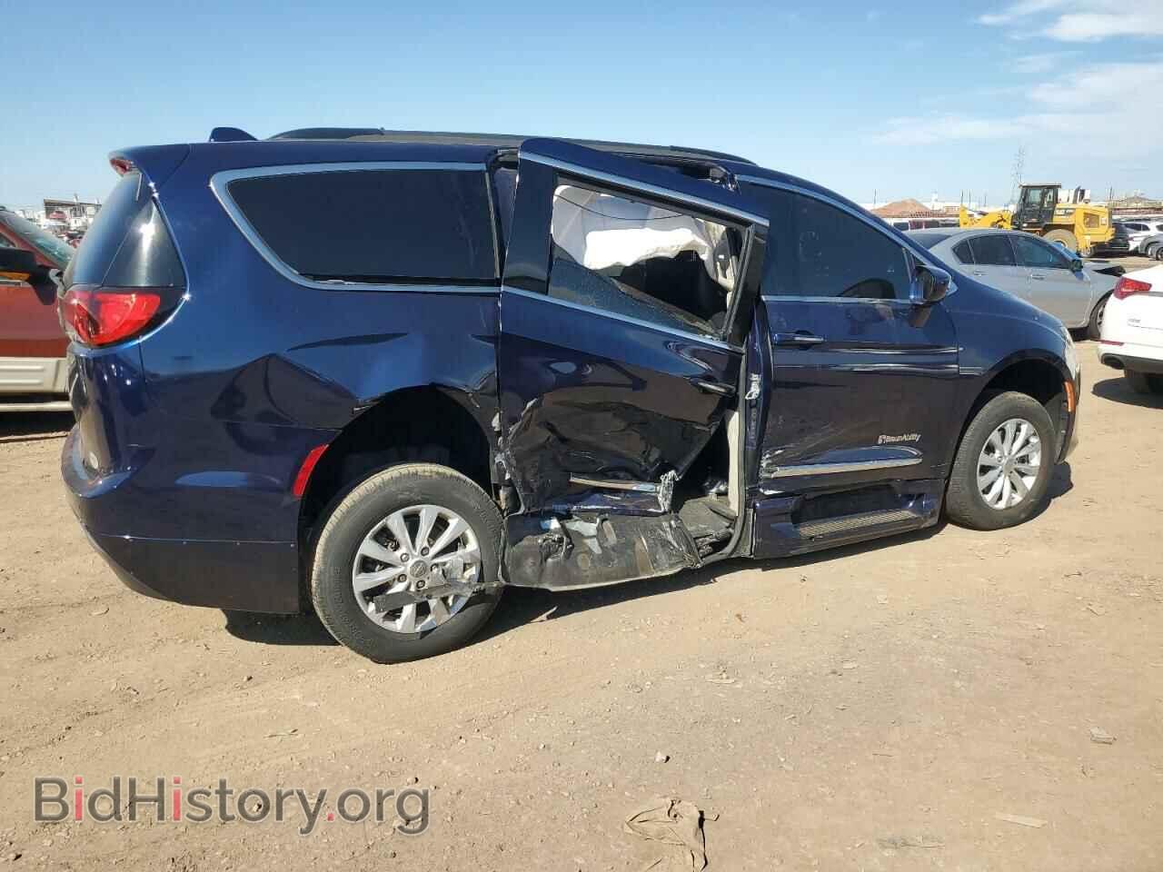 2017 CHRYSLER PACIFICA - VIN: 2C4RC1BG7HR648399 - Photo 3