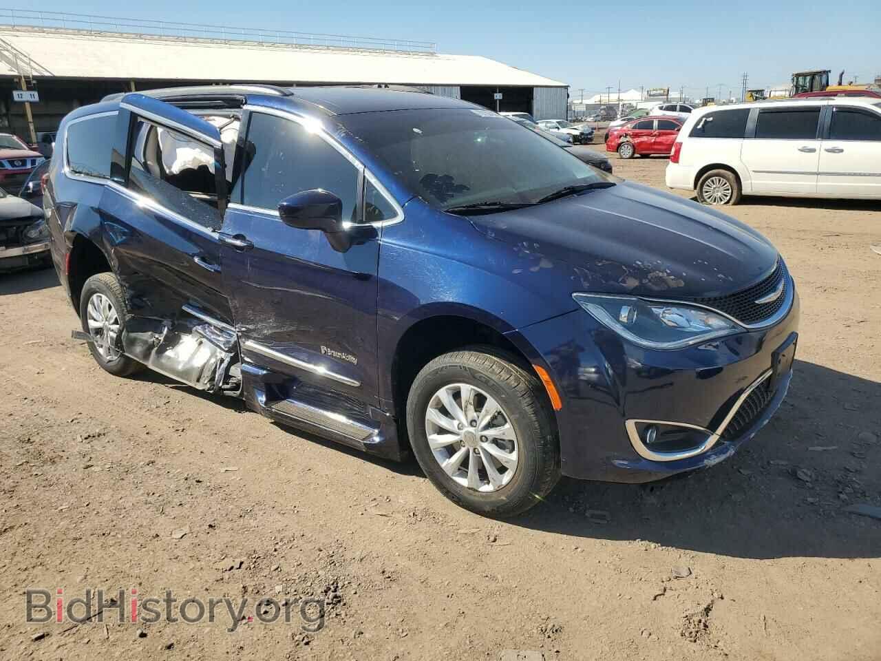 2017 CHRYSLER PACIFICA - VIN: 2C4RC1BG7HR648399 - Photo 4