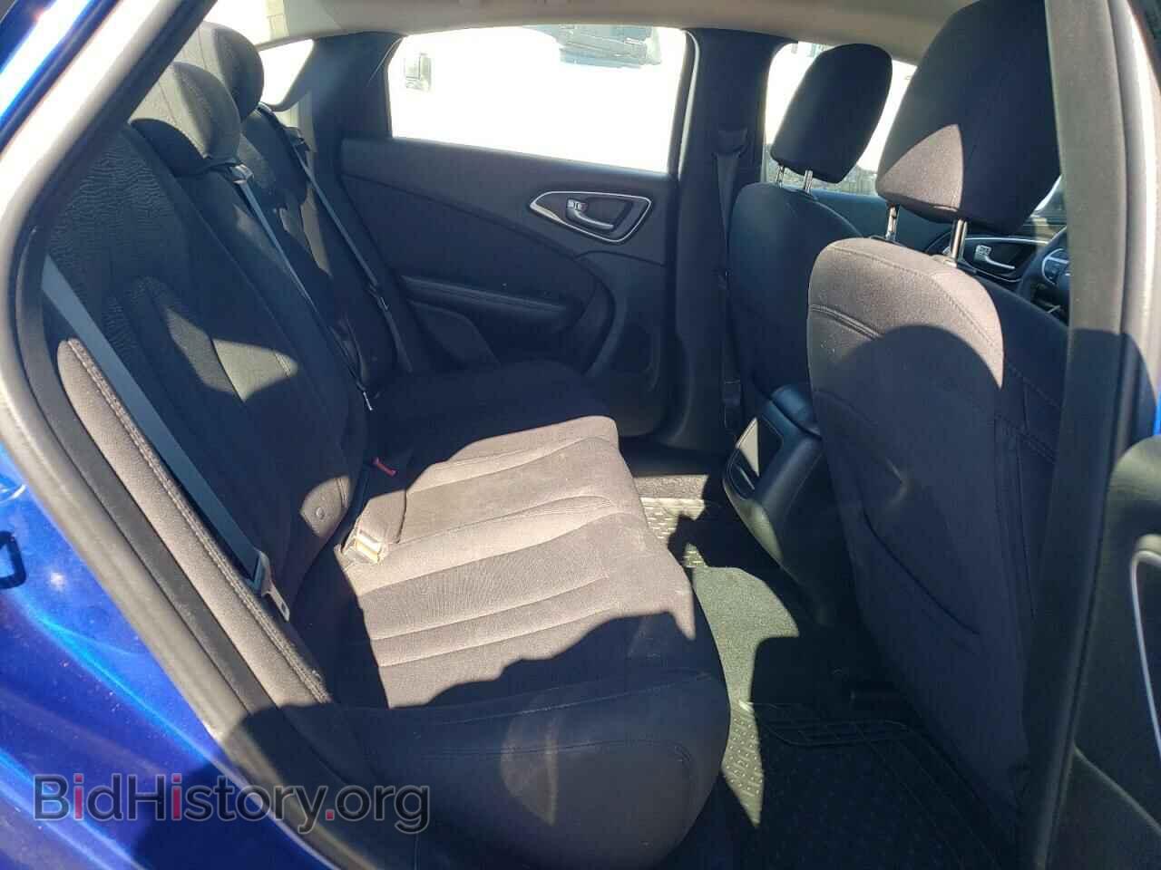 2015 CHRYSLER 200 - VIN: 1C3CCCAB8FN653830 - Фото 10