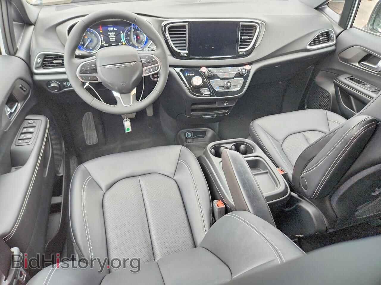 2027 CHRYSLER PACIFICA - VIN: 2C4RC1BG7VR572484 - Photo 8