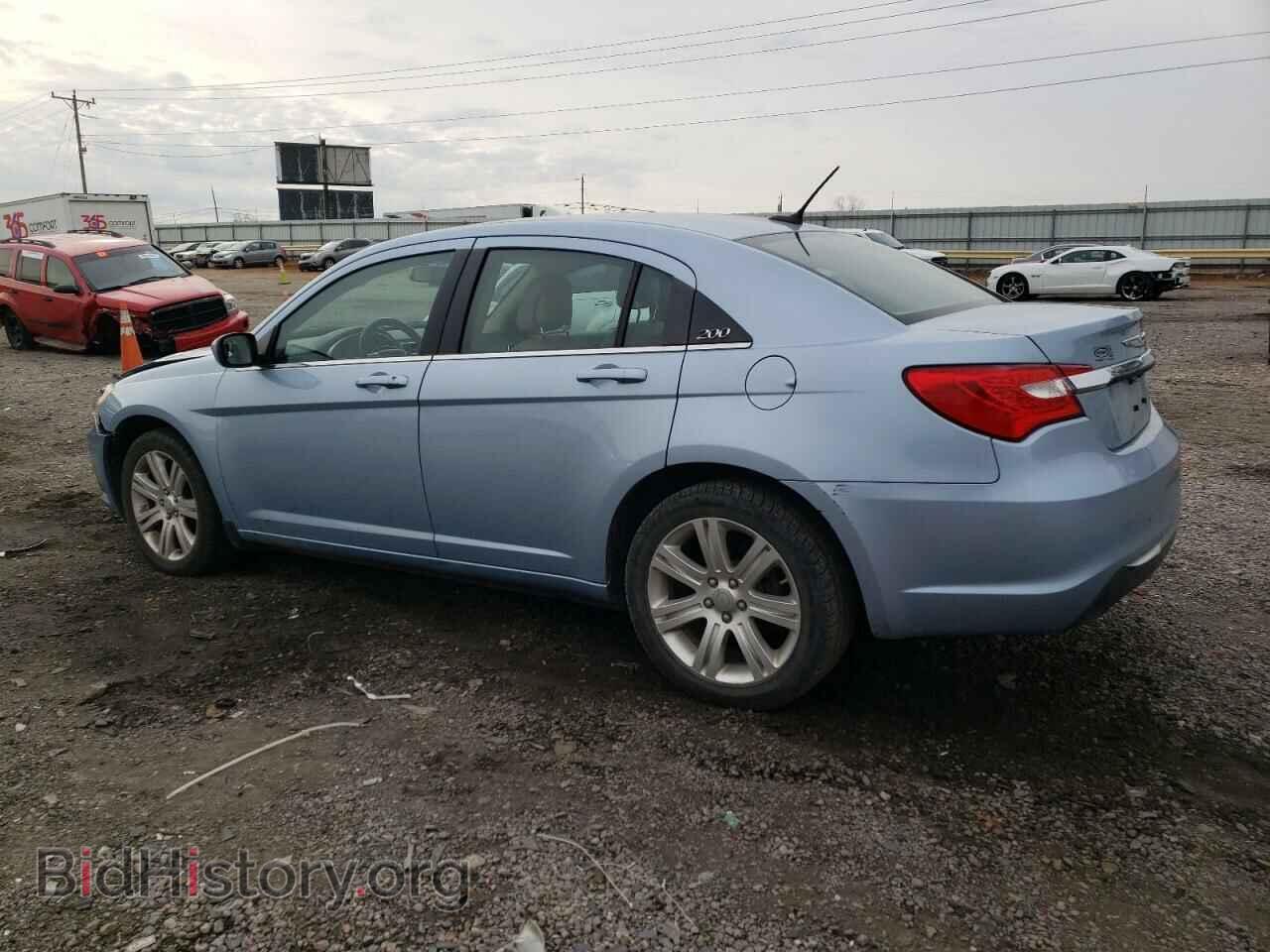 2013 CHRYSLER 200 - VIN: 1C3CCBBB5DN627742 - Фото 2