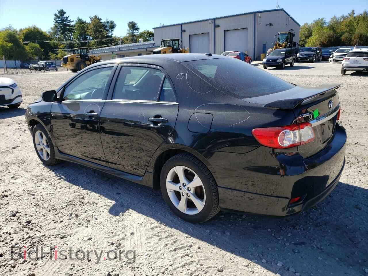 2011 TOYOTA COROLLA - VIN: 2T1BU4EE4BC712206 - Фото 2