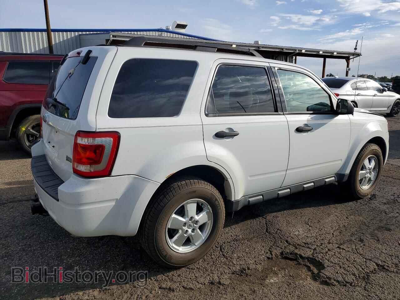 2010 FORD ESCAPE - VIN: 1FMCU9DG8AKD28362 - Фото 3