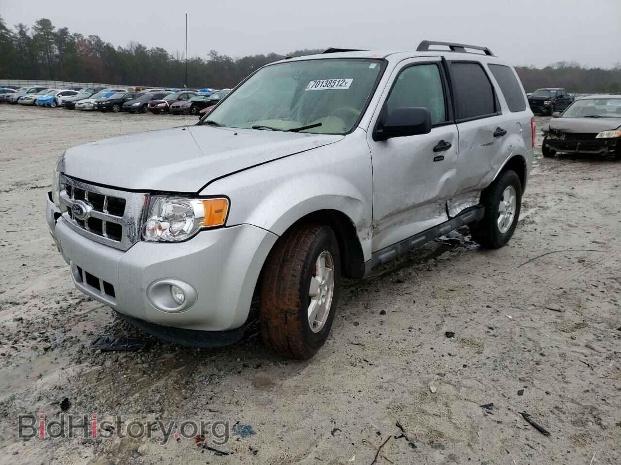 Фотография 1FMCU0DG6AKB60703 - FORD ESCAPE 2010