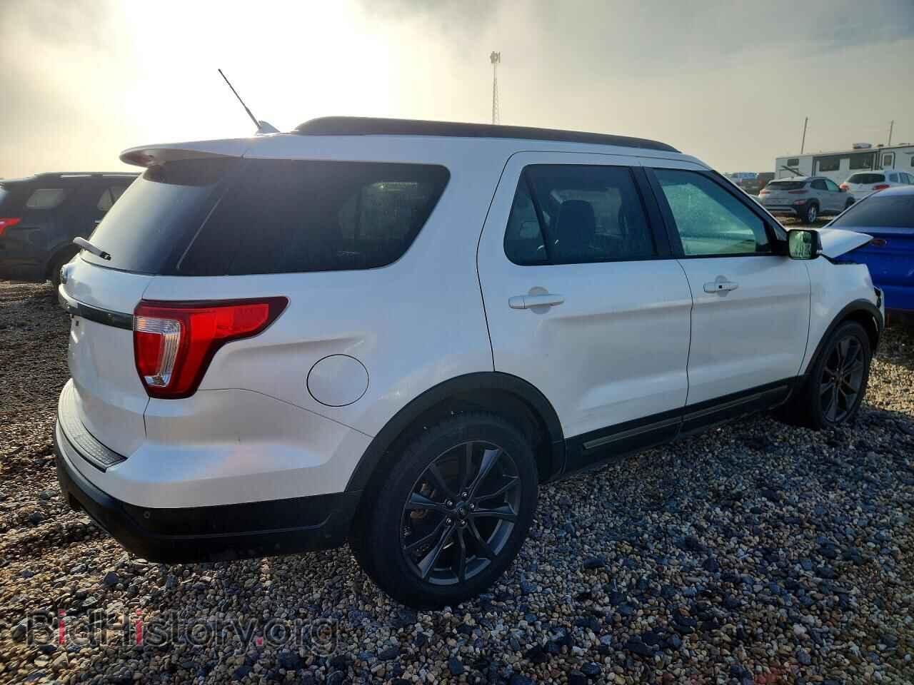 2018 FORD EXPLORER - VIN: 1FM5K7D89JGB30047 - Фото 3