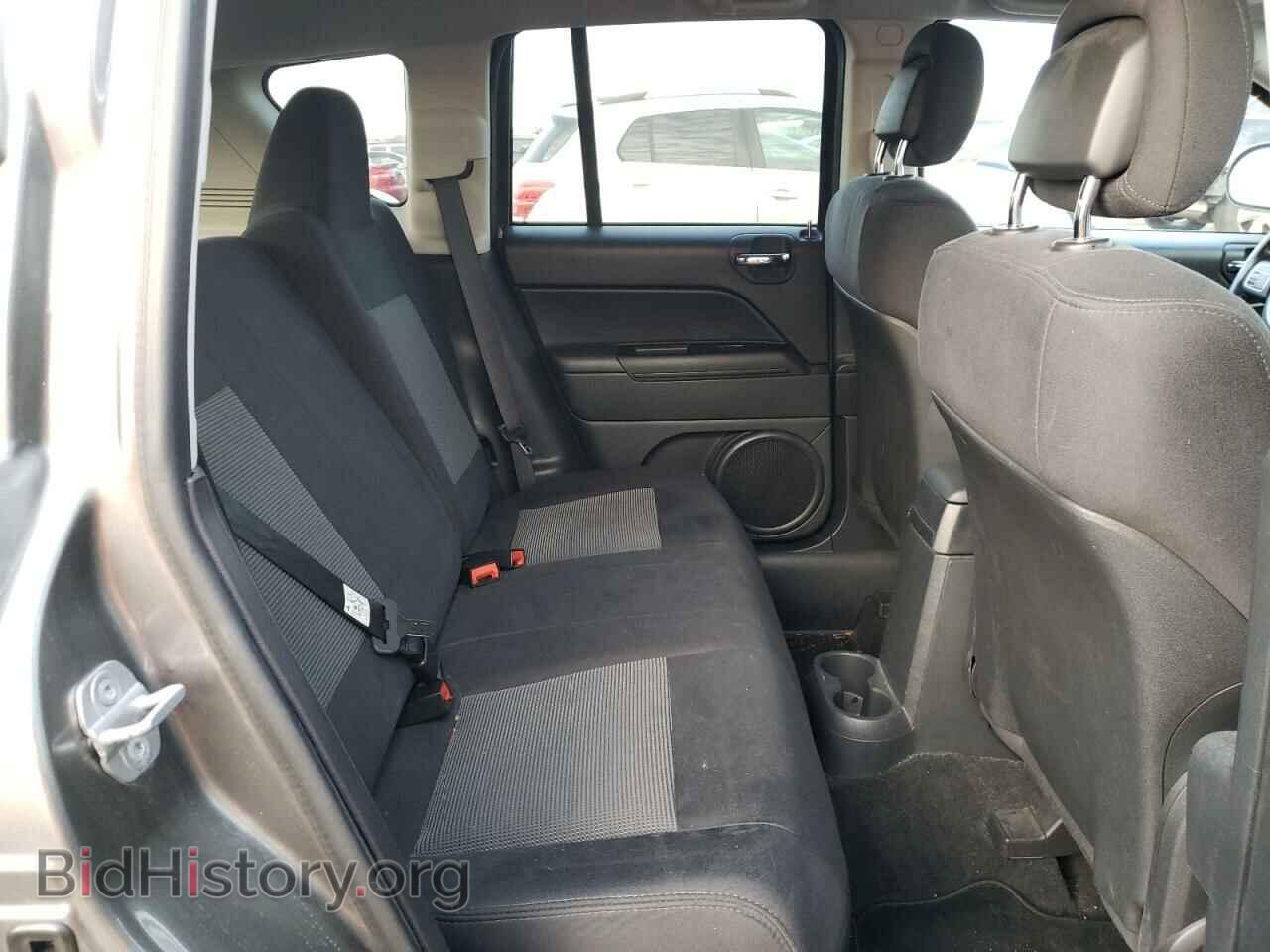 2011 JEEP COMPASS - VIN: 1J4NF1FB0BD283637 - Photo 11