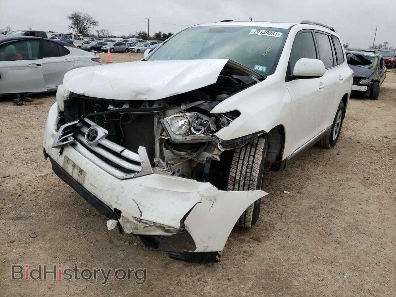 2012 TOYOTA HIGHLANDER - VIN: 5TDBK3EH4CS136135 - Фото 2