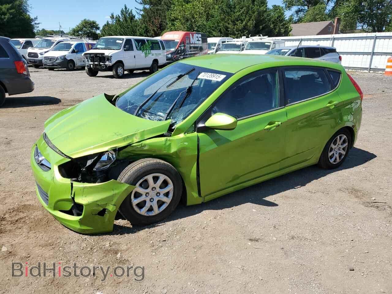 Photo KMHCT5AE4DU073250 - HYUNDAI ACCENT 2013