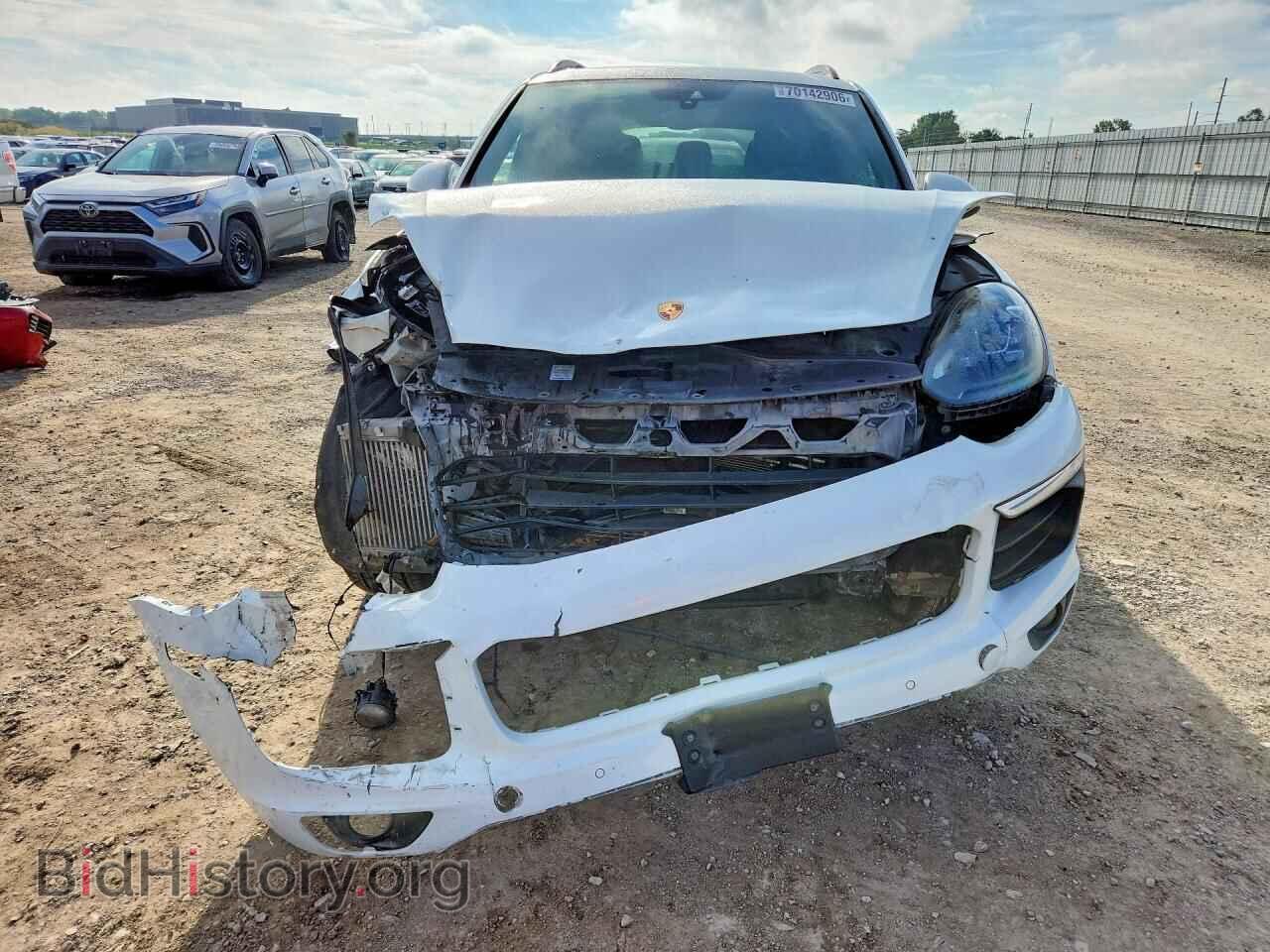 2017 PORSCHE CAYENNE - VIN: WP1AB2A23HLA52418 - Photo 5