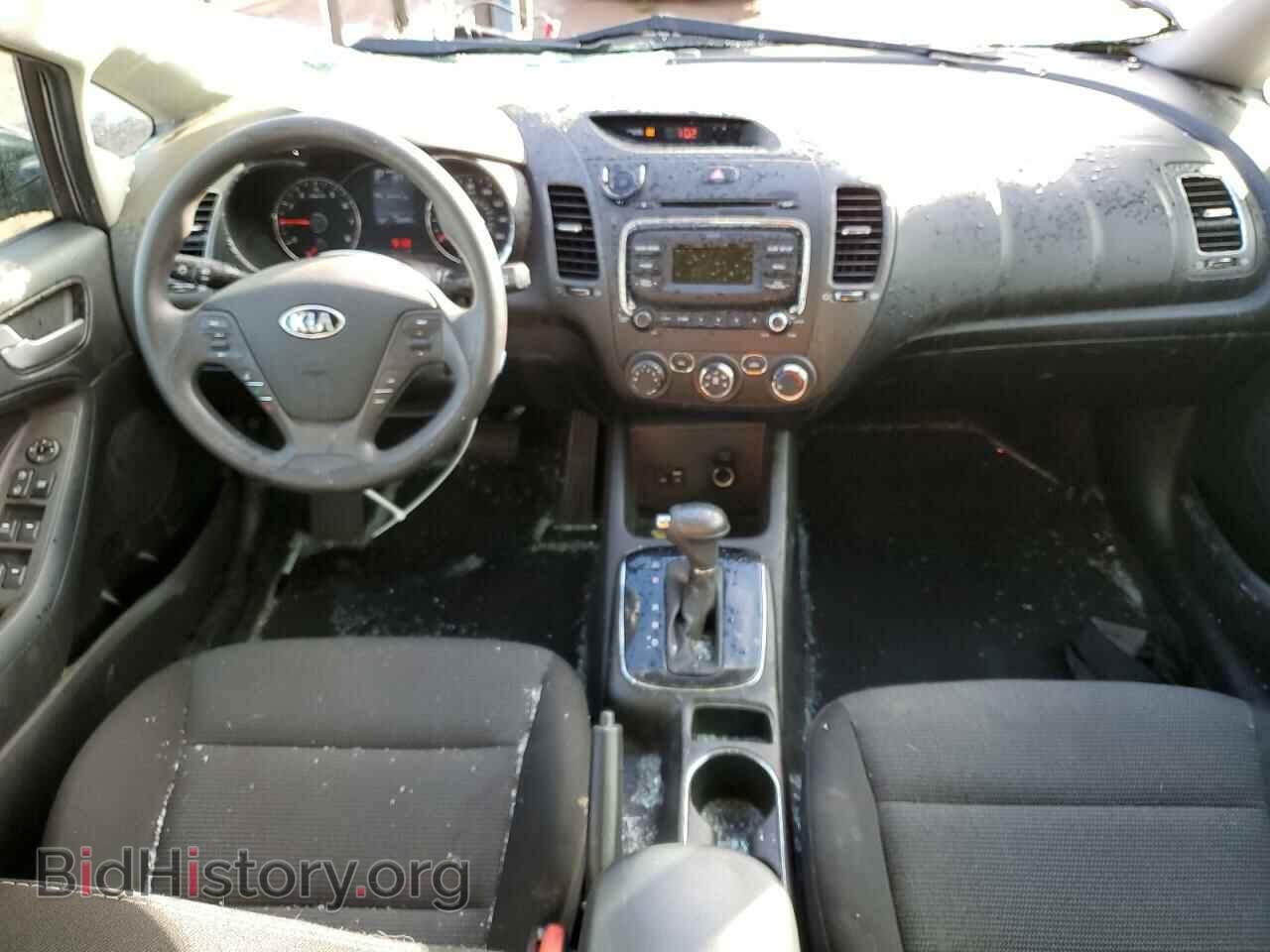 2017 KIA FORTE - VIN: 3KPFK4A73HE135984 - Фото 8