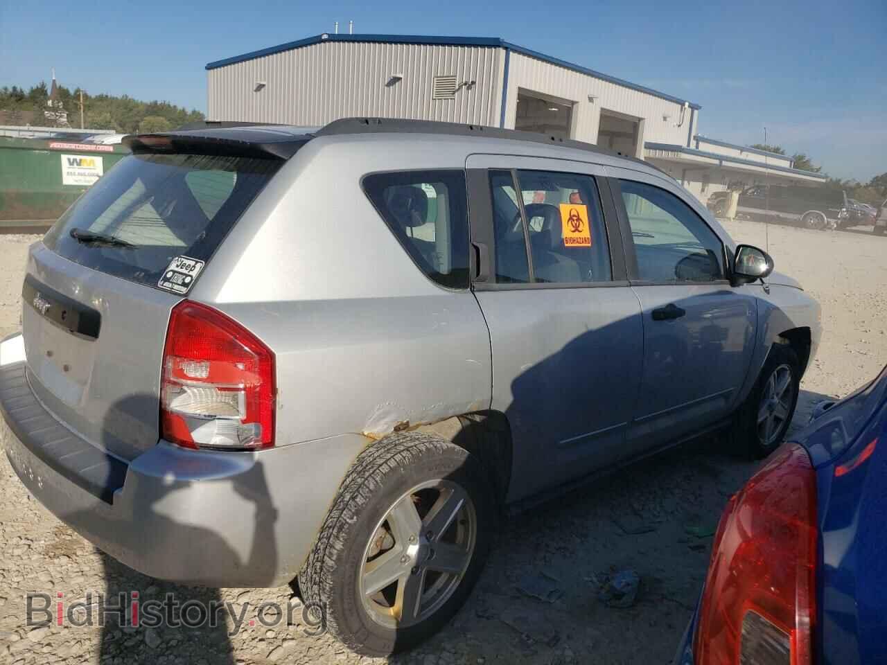 2009 JEEP COMPASS - VIN: 1J4FF47B79D193903 - Photo 3