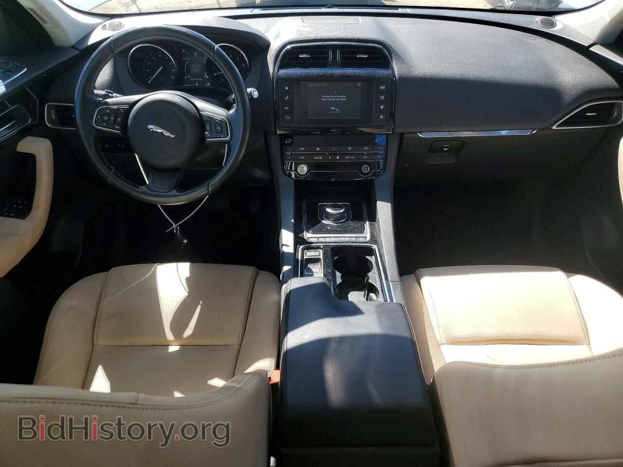 2018 JAGUAR F-PACE - VIN: SADCJ2FX3JA255767 - Photo 8