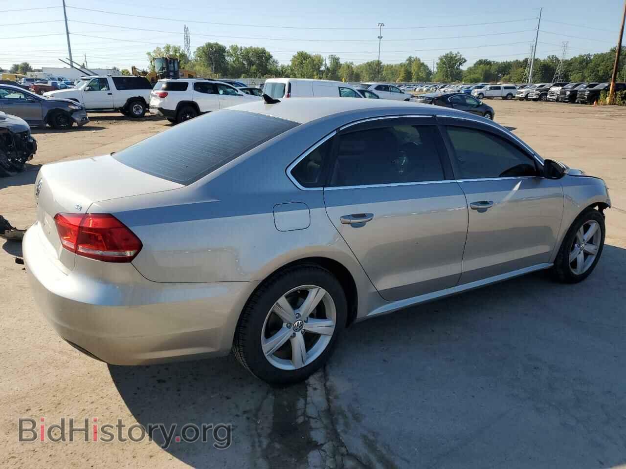 2012 VOLKSWAGEN PASSAT - VIN: 1VWBP7A38CC088902 - Фото 3