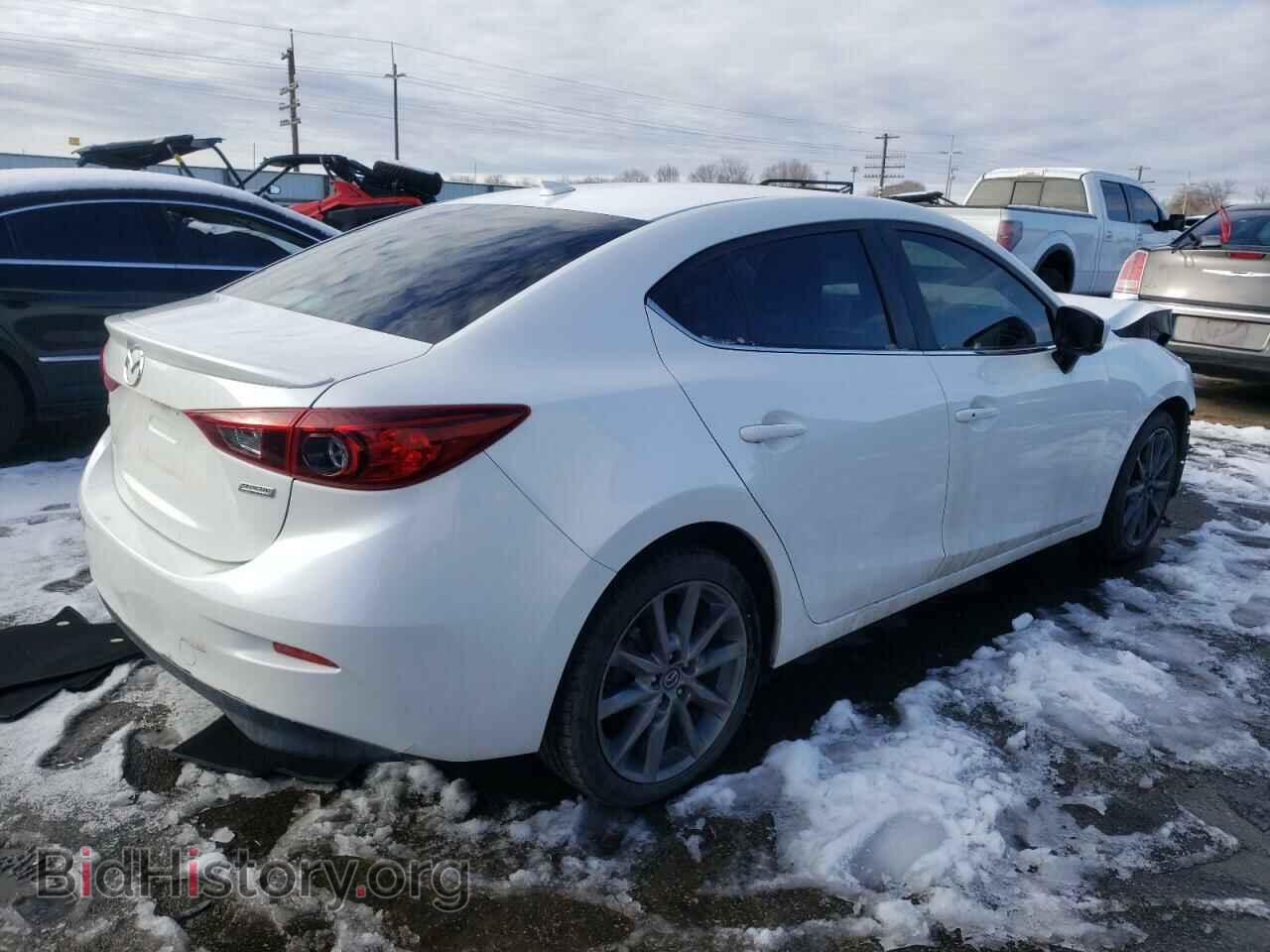 2018 MAZDA 3 - VIN: 3MZBN1V33JM166236 - Фото 3