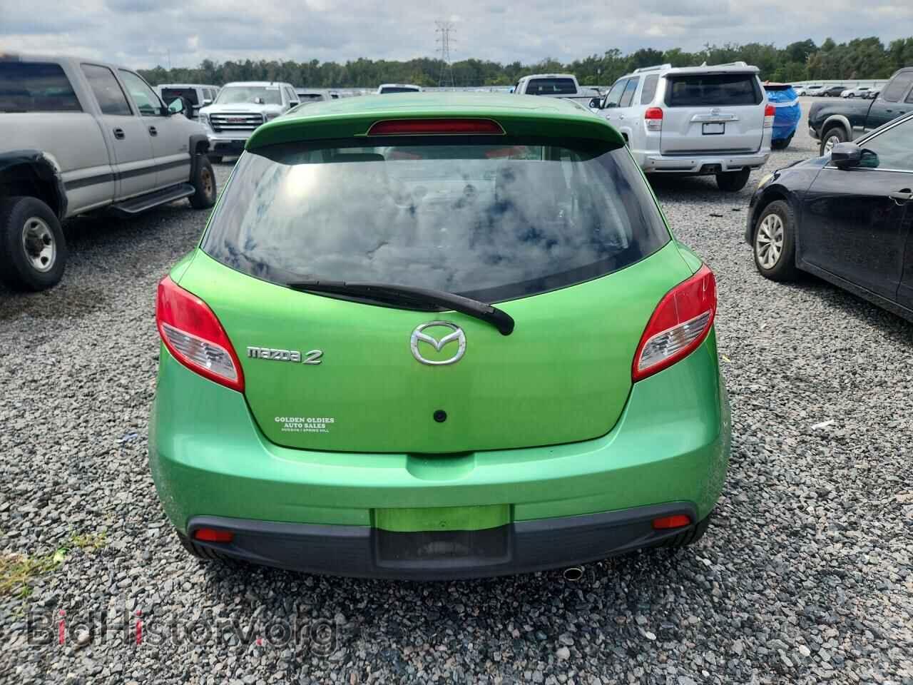 2011 Mazda 2 (VIN JM1DE1HY5B0107387) — photo 6 of 12