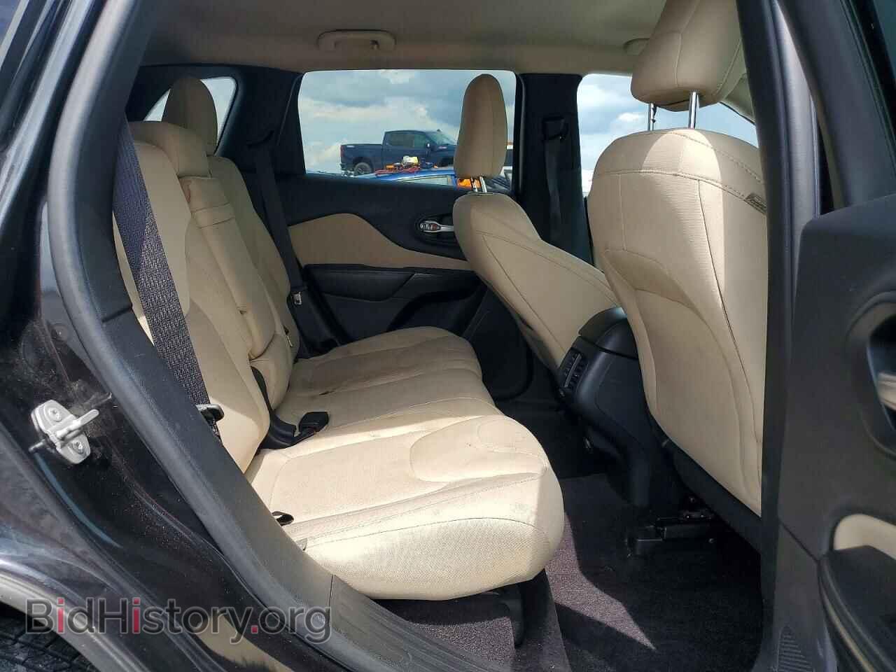 2016 JEEP CHEROKEE - VIN: 1C4PJMCS8GW205332 - Фото 10