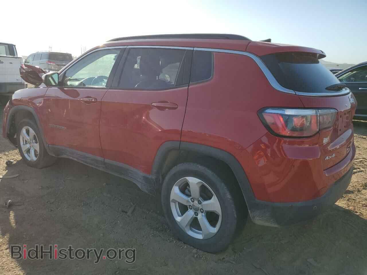 2018 JEEP COMPASS - VIN: 3C4NJDBB3JT331488 - Фото 2