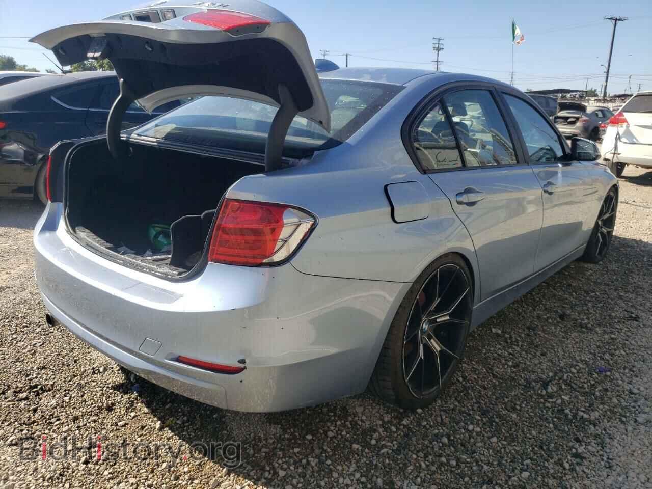 2012 BMW 3 SERIES - VIN: WBA3A5C5XCF346733 - Фото 3