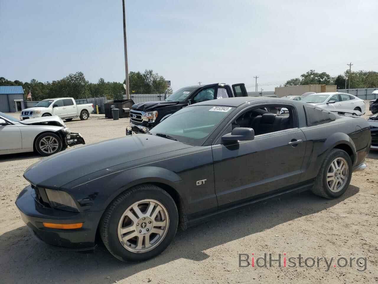 Photo 1ZVHT82H285140963 - FORD MUSTANG 2008