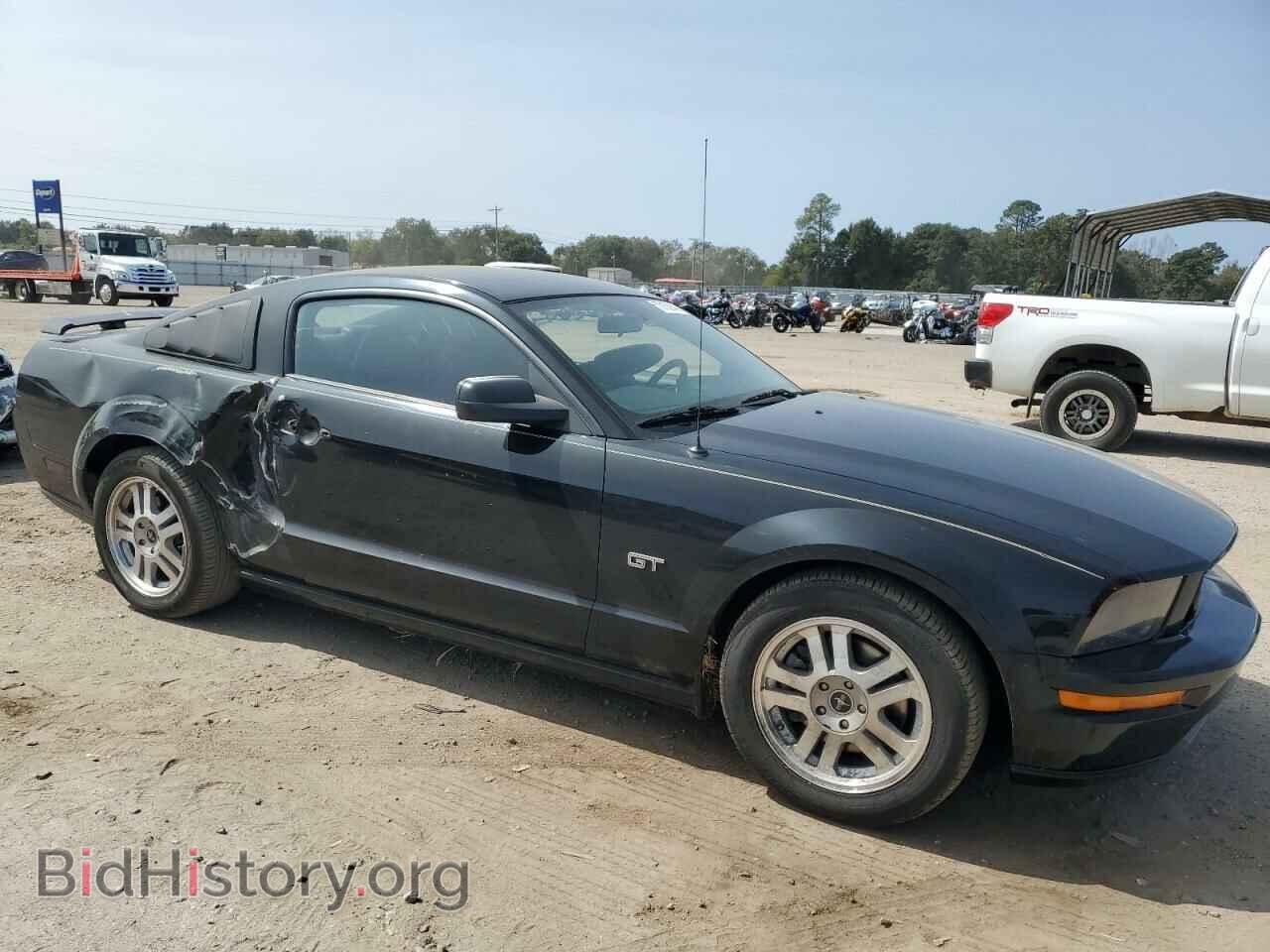 2008 FORD MUSTANG - VIN: 1ZVHT82H285140963 - Фото 4