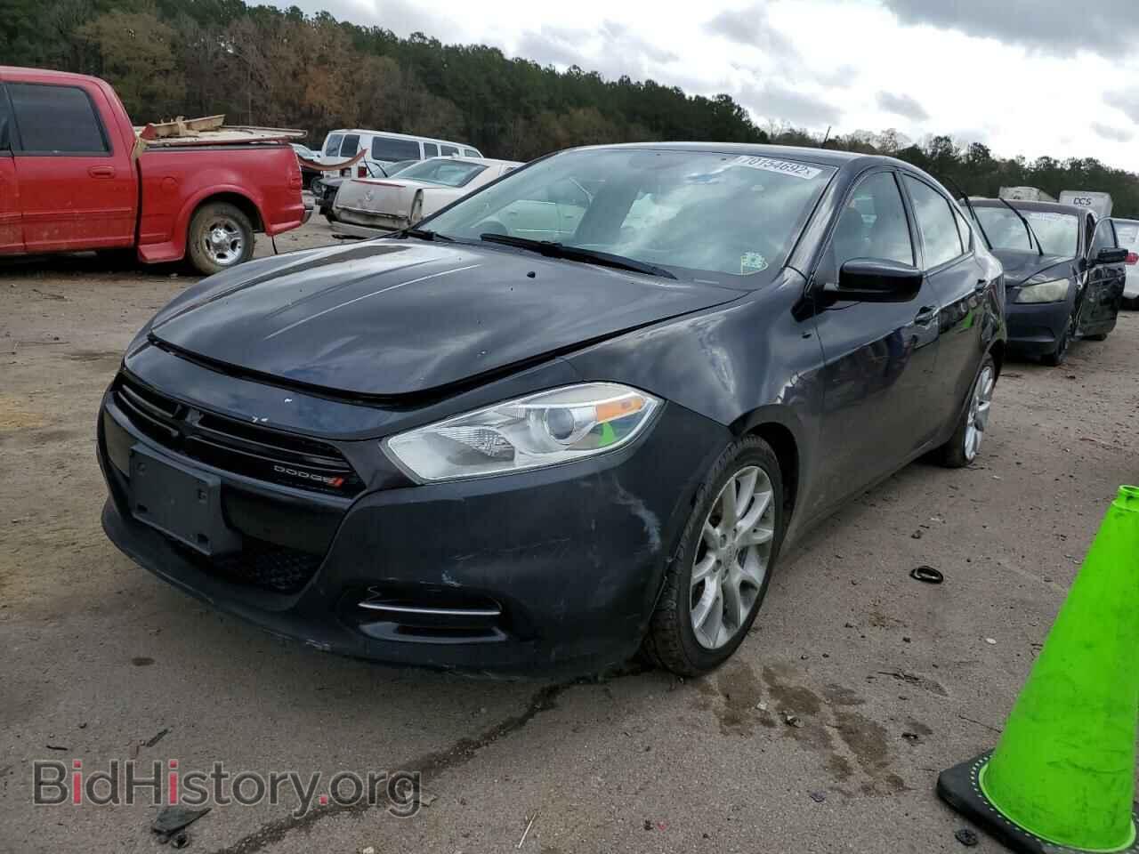 Photo 1C3CDFBA3DD126558 - DODGE DART 2013