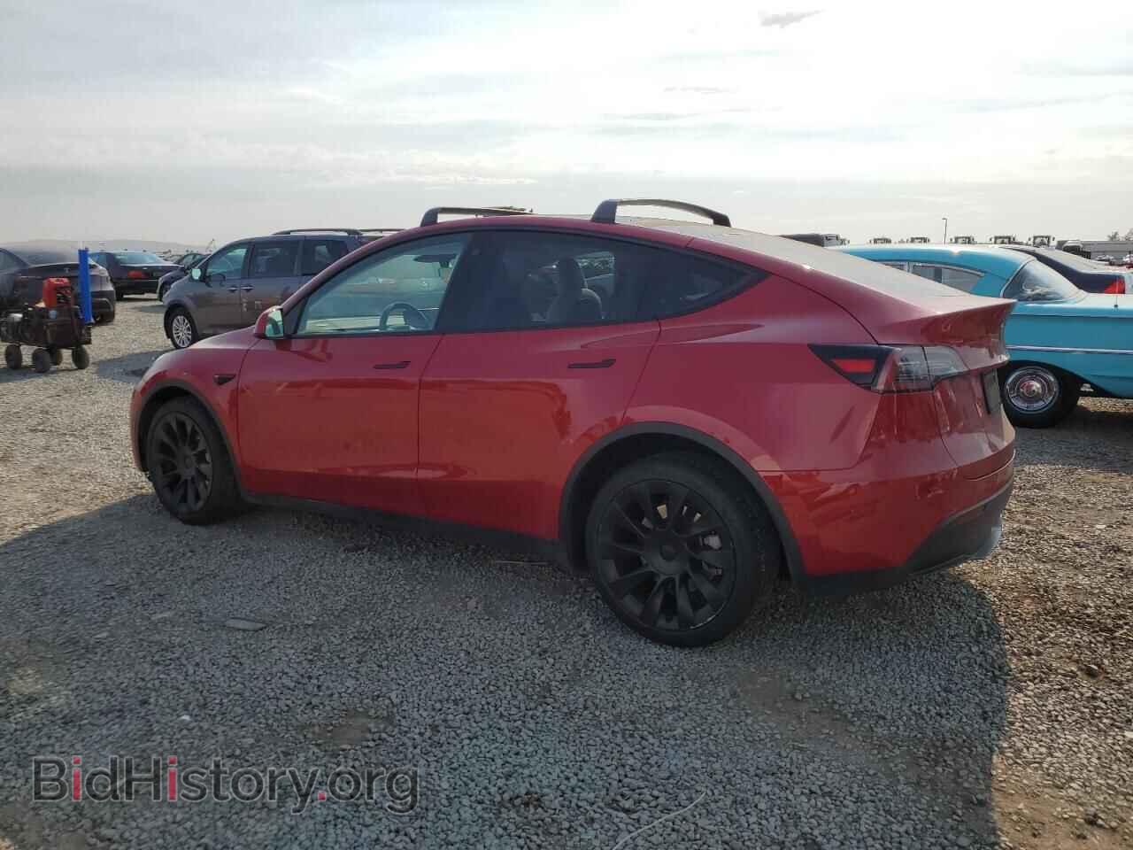 2022 TESLA MODEL Y - VIN: 7SAYGAEE2NF553401 - Photo 2