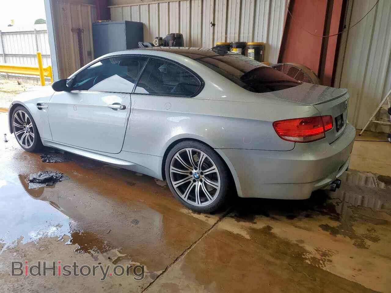 2008 BMW M3 - VIN: WBSWD93598PY42616 - Фото 2