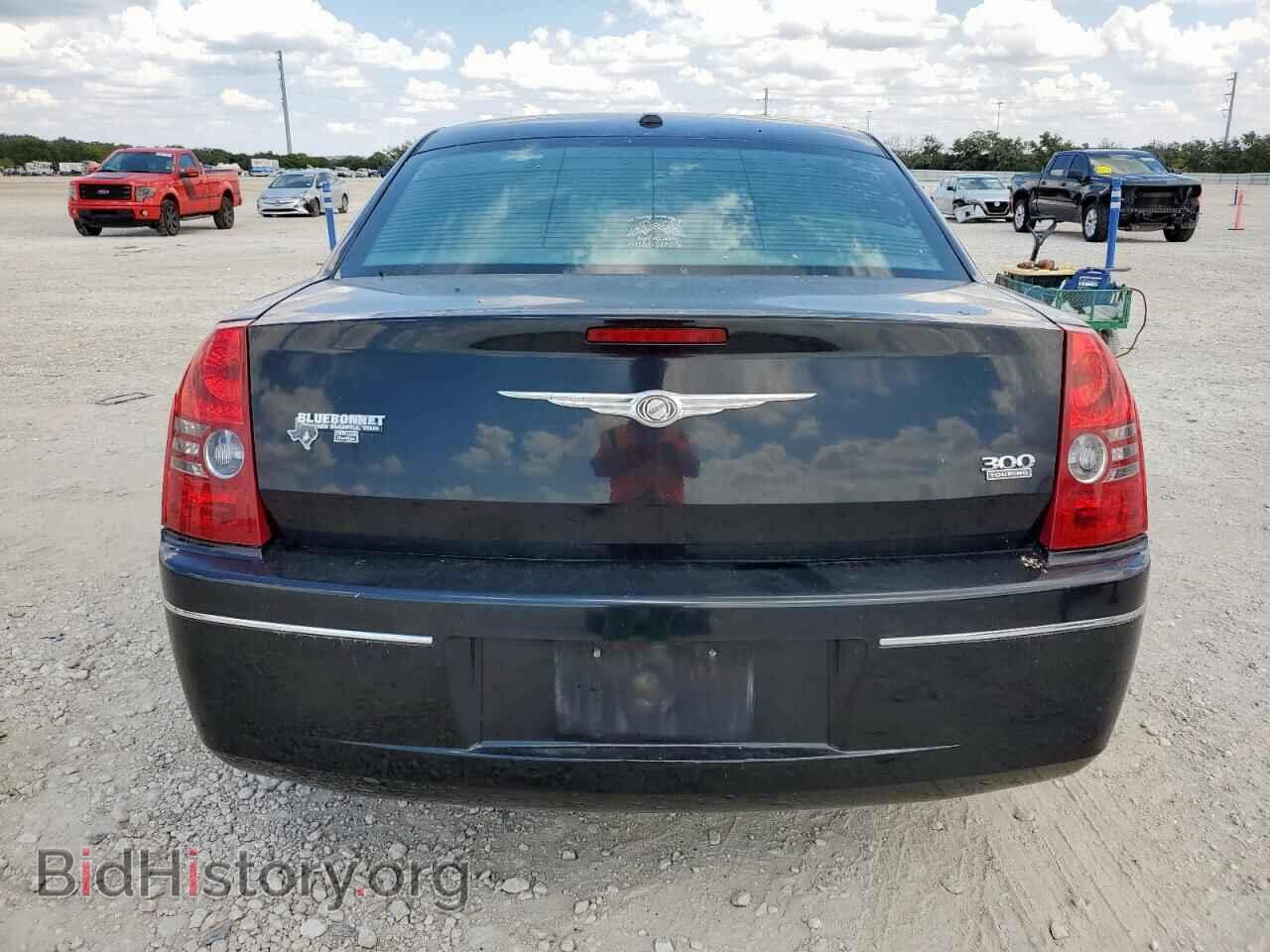 2010 CHRYSLER 300 - VIN: 2C3CA5CV5AH136740 - Фото 6