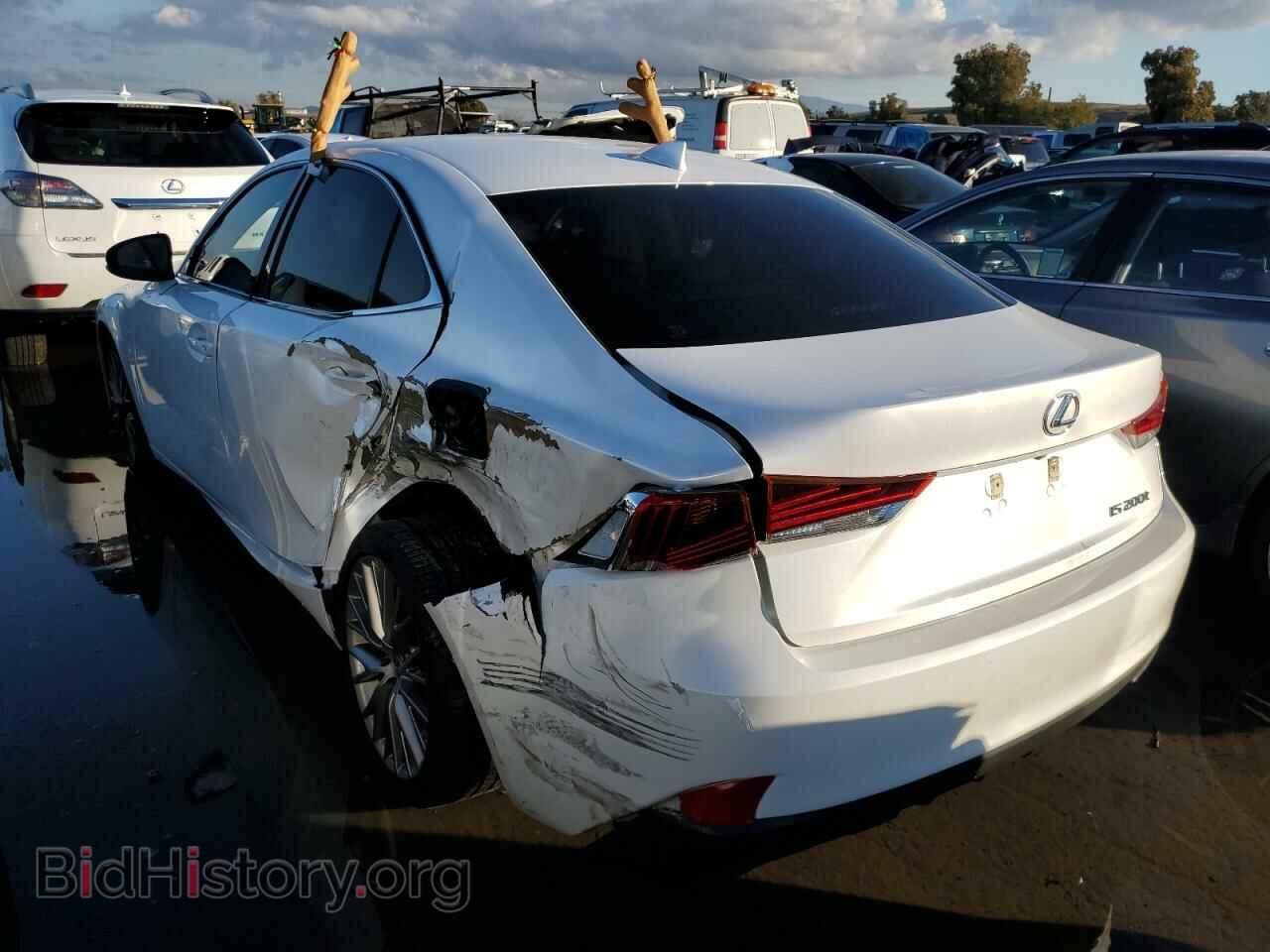 2017 LEXUS IS - VIN: JTHBA1D23H5041940 - Фото 2