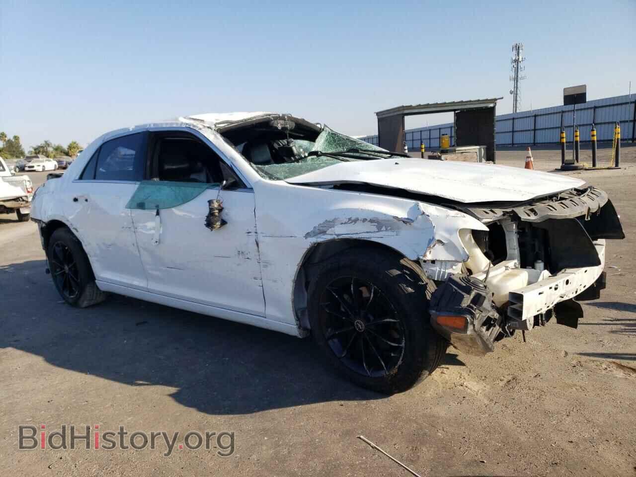 2014 CHRYSLER 300 - VIN: 2C3CCAAG1EH245645 - Фото 4