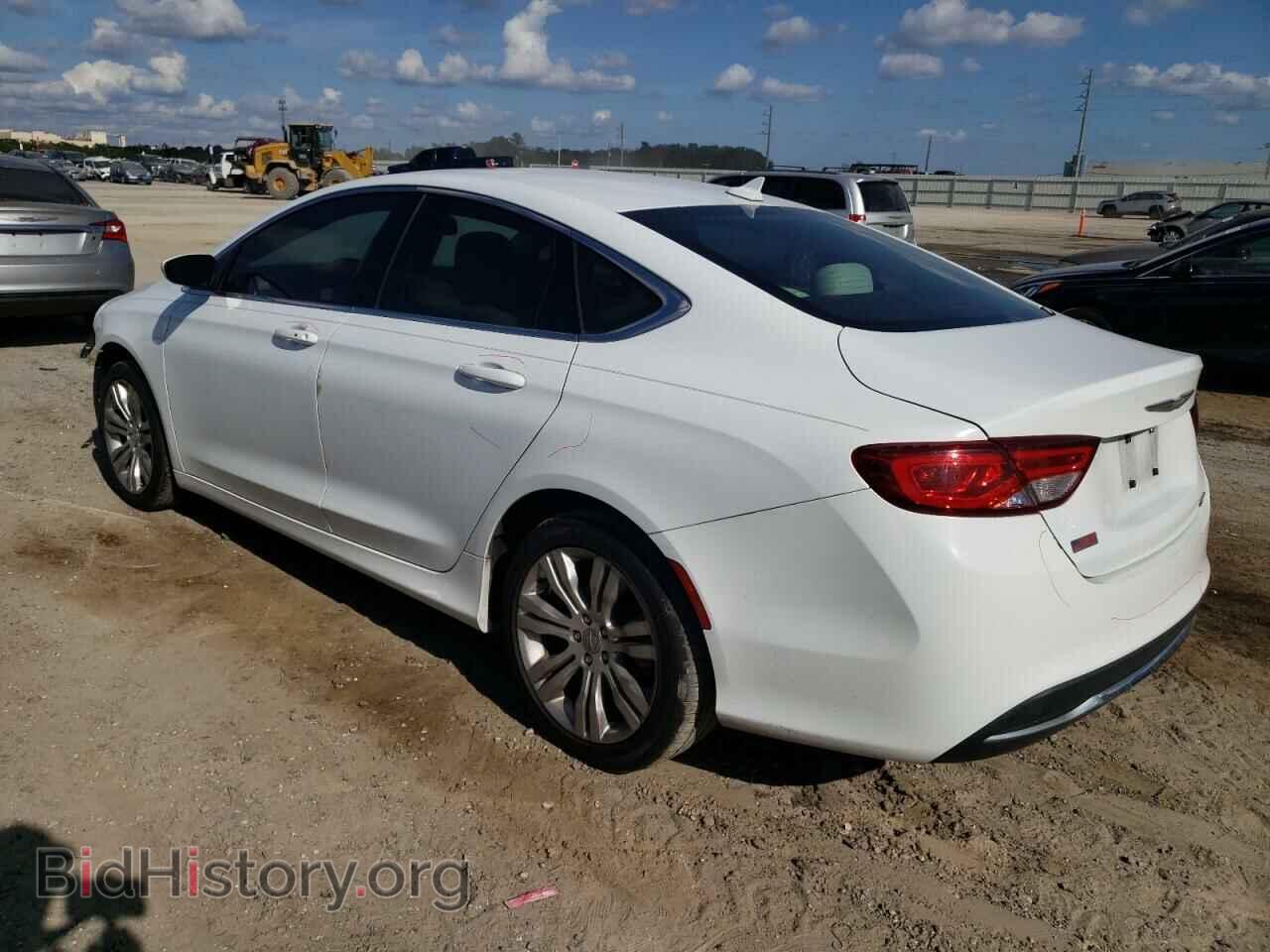 2016 CHRYSLER 200 - VIN: 1C3CCCAB7GN146208 - Фото 2