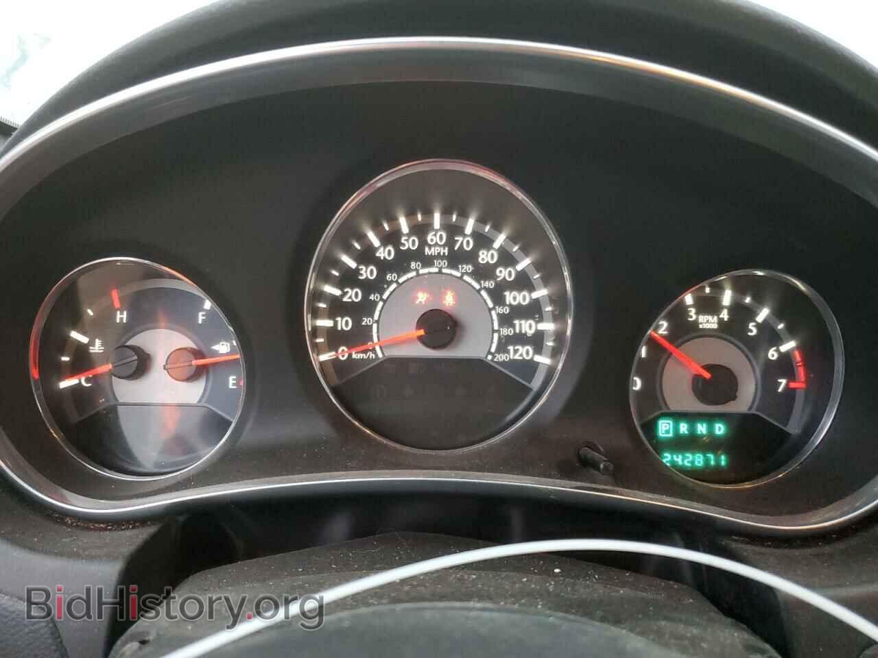 2014 CHRYSLER 200 - VIN: 1C3CCBAB4EN211765 - Фото 9
