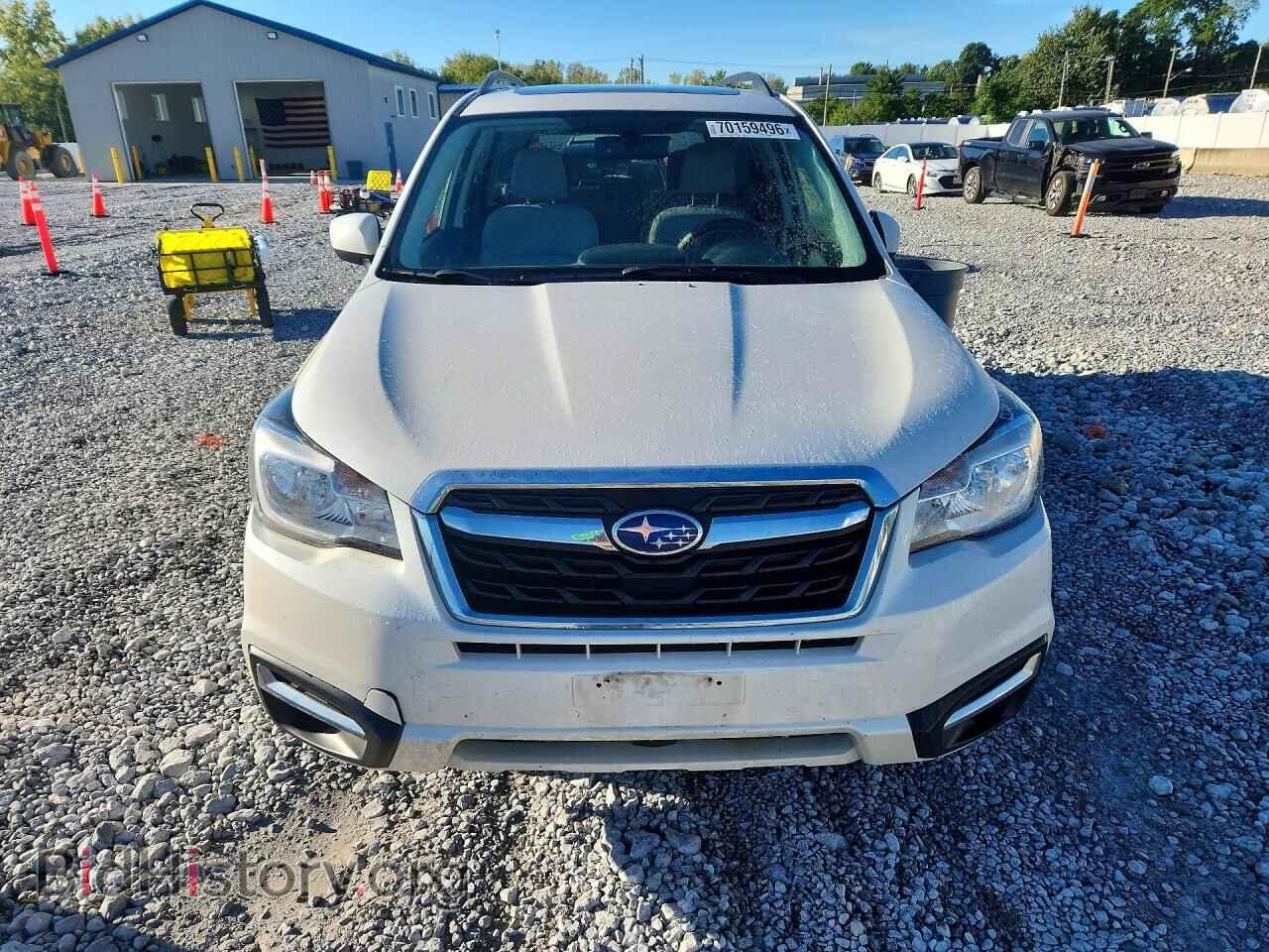 2017 SUBARU FORESTER - VIN: JF2SJAEC8HH552391 - Photo 5