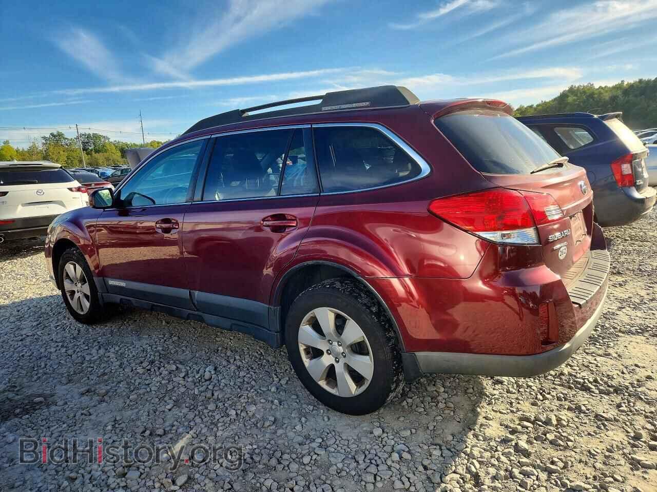 2011 SUBARU OUTBACK - VIN: 4S4BRBCC0B3413372 - Photo 2