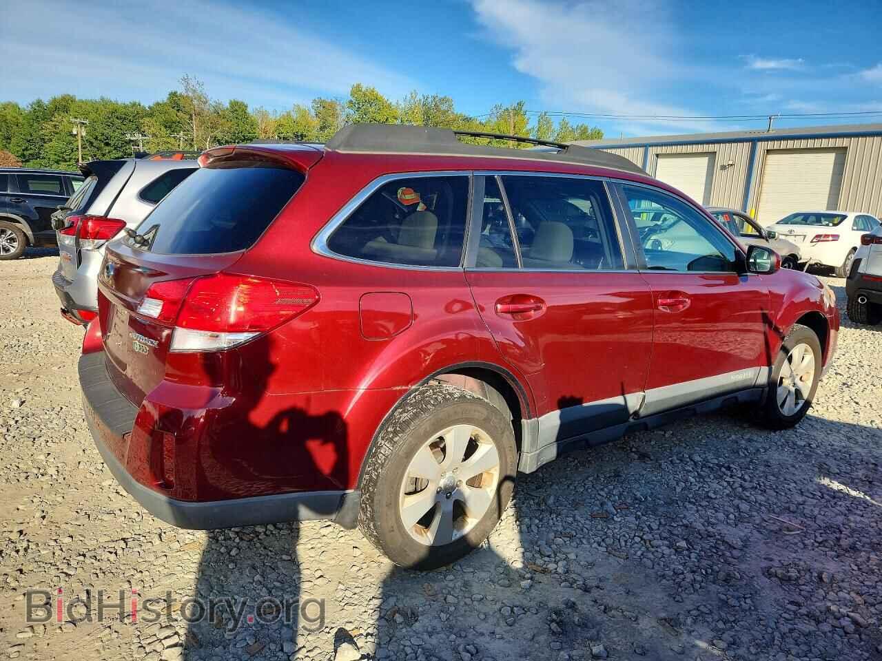 2011 SUBARU OUTBACK - VIN: 4S4BRBCC0B3413372 - Photo 3