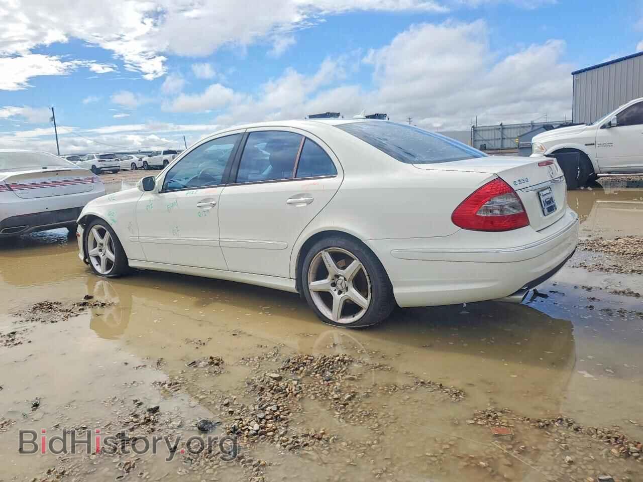 2009 MERCEDES-BENZ E-CLASS - VIN: WDBUF56X89B385406 - Photo 2