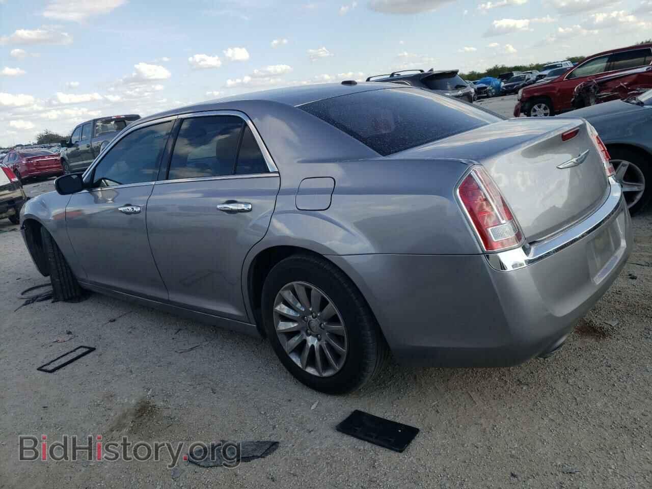 2014 CHRYSLER 300 - VIN: 2C3CCAAG7EH327024 - Фото 2