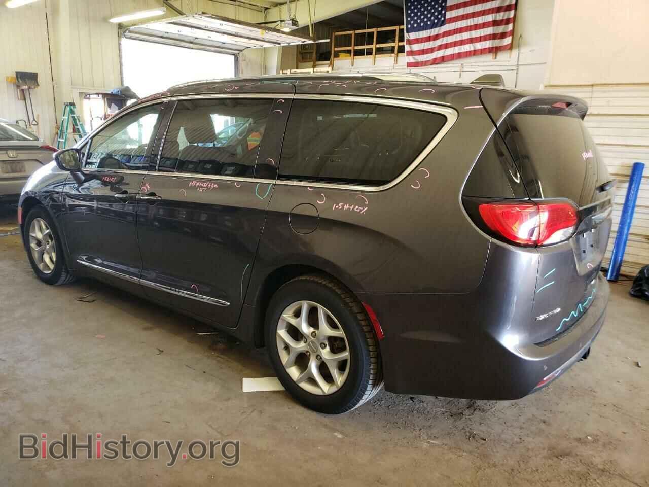2017 CHRYSLER PACIFICA - VIN: 2C4RC1EG1HR577129 - Photo 2