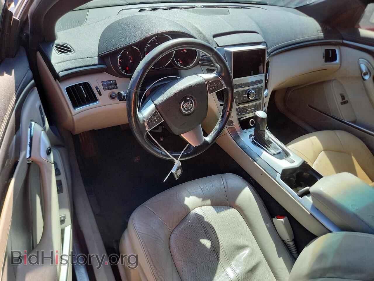 2011 Cadillac CTS (VIN 1G6DJ1ED7B0121209) — фото 8 из 12