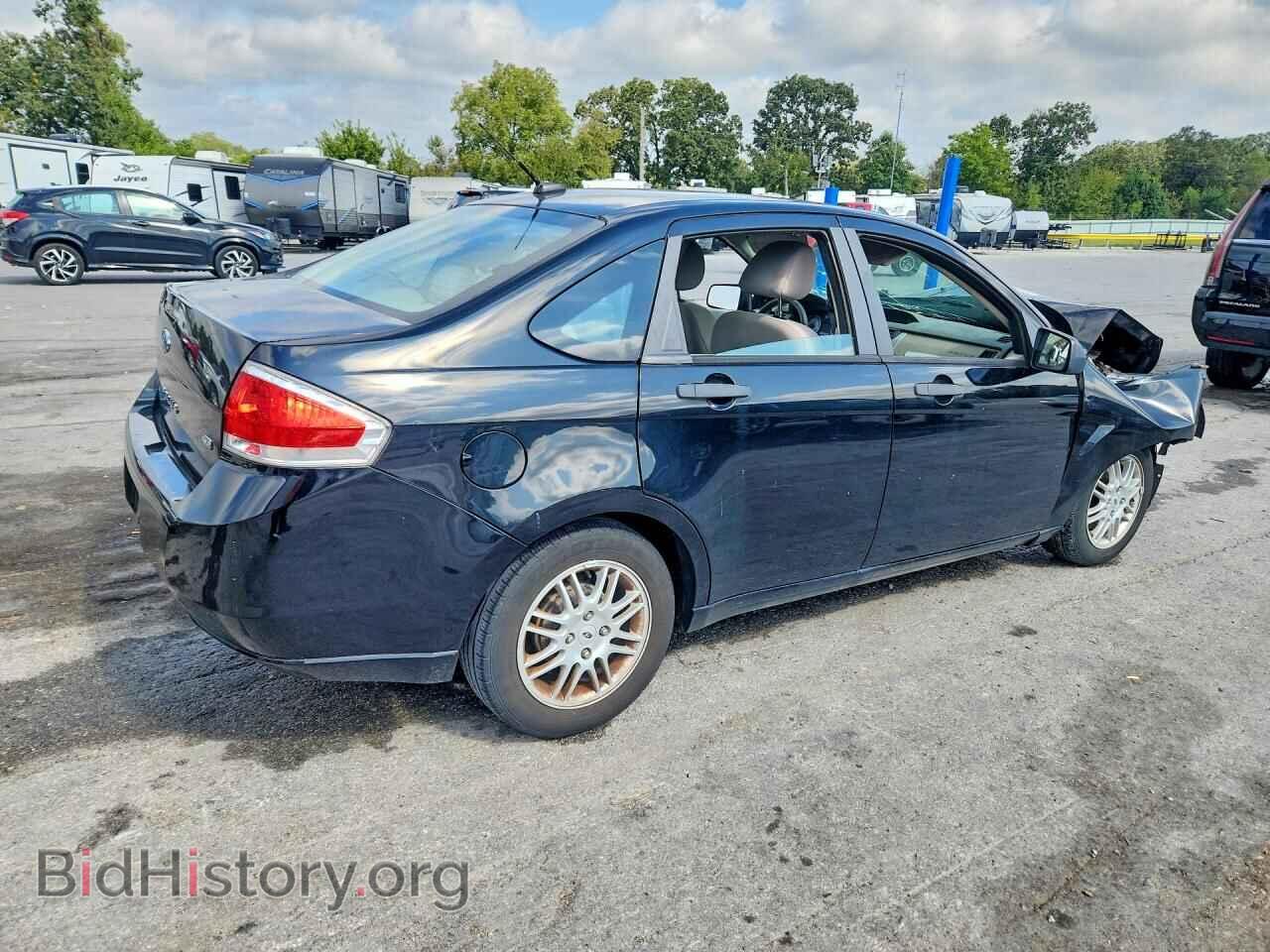 2011 FORD FOCUS - VIN: 1FAHP3FN1BW179917 - Photo 3