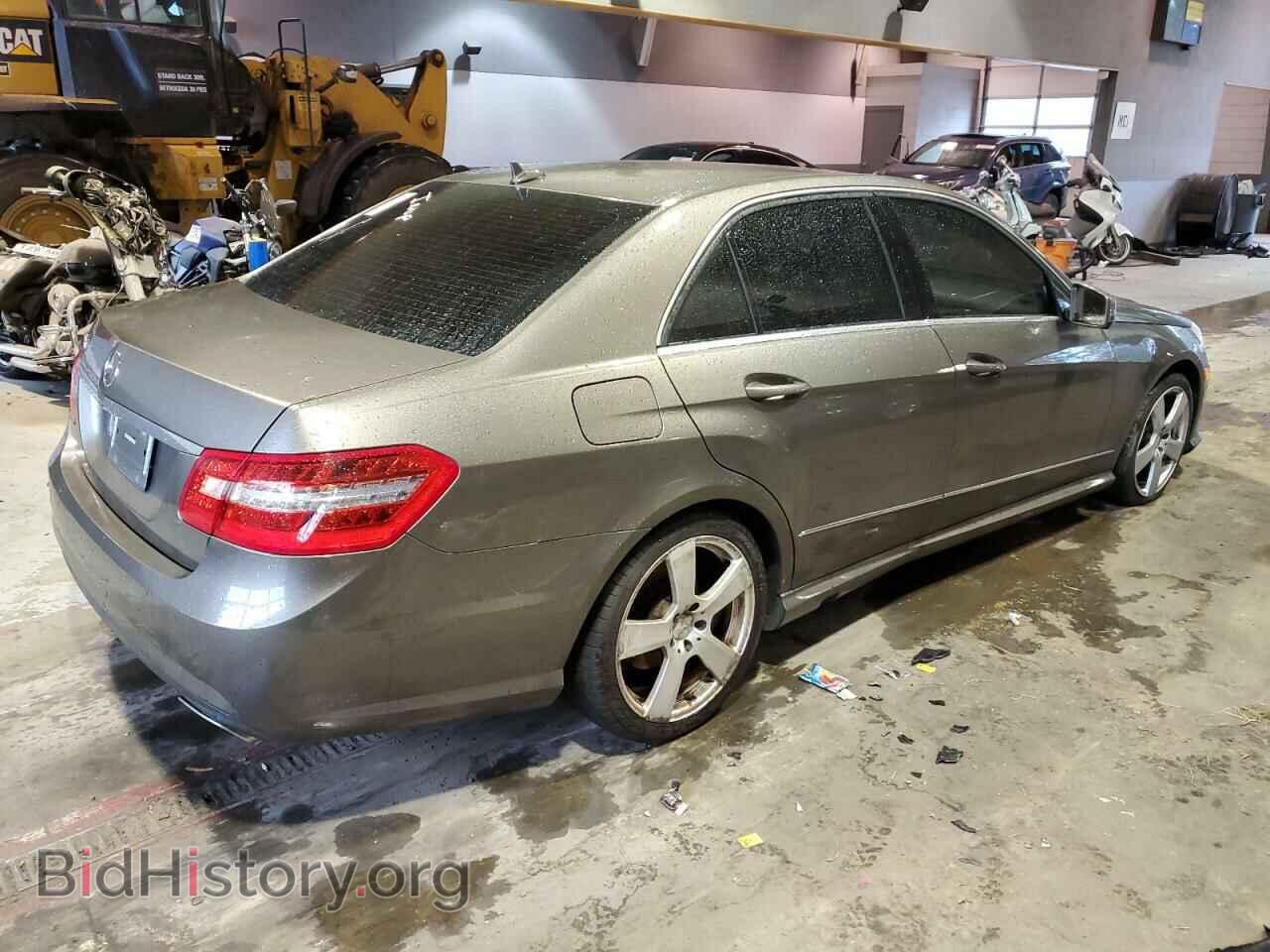 2010 MERCEDES-BENZ E-CLASS - VIN: WDDHF5GB0AA054258 - Фото 3