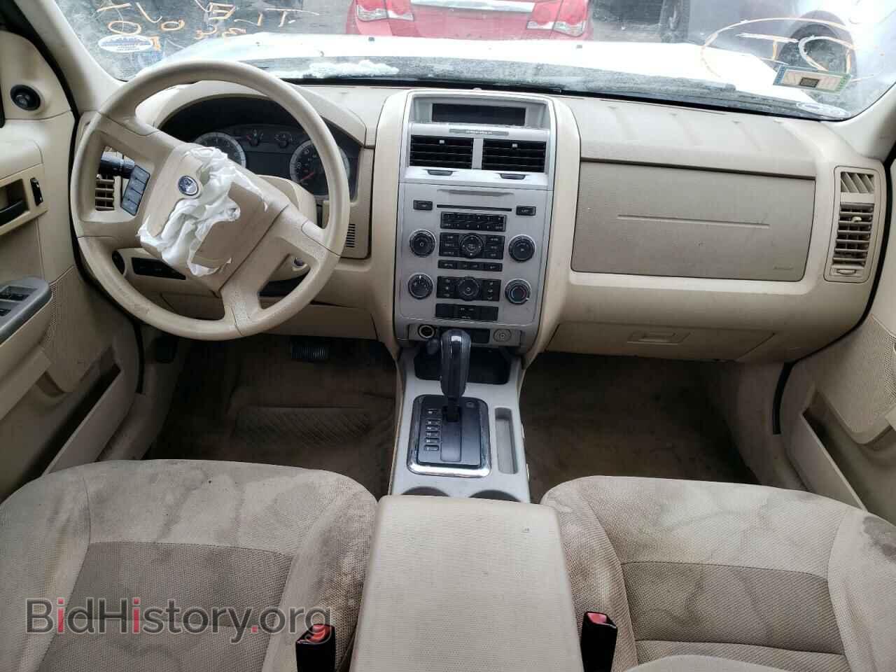 2008 FORD ESCAPE - VIN: 1FMCU03178KC66942 - Фото 9
