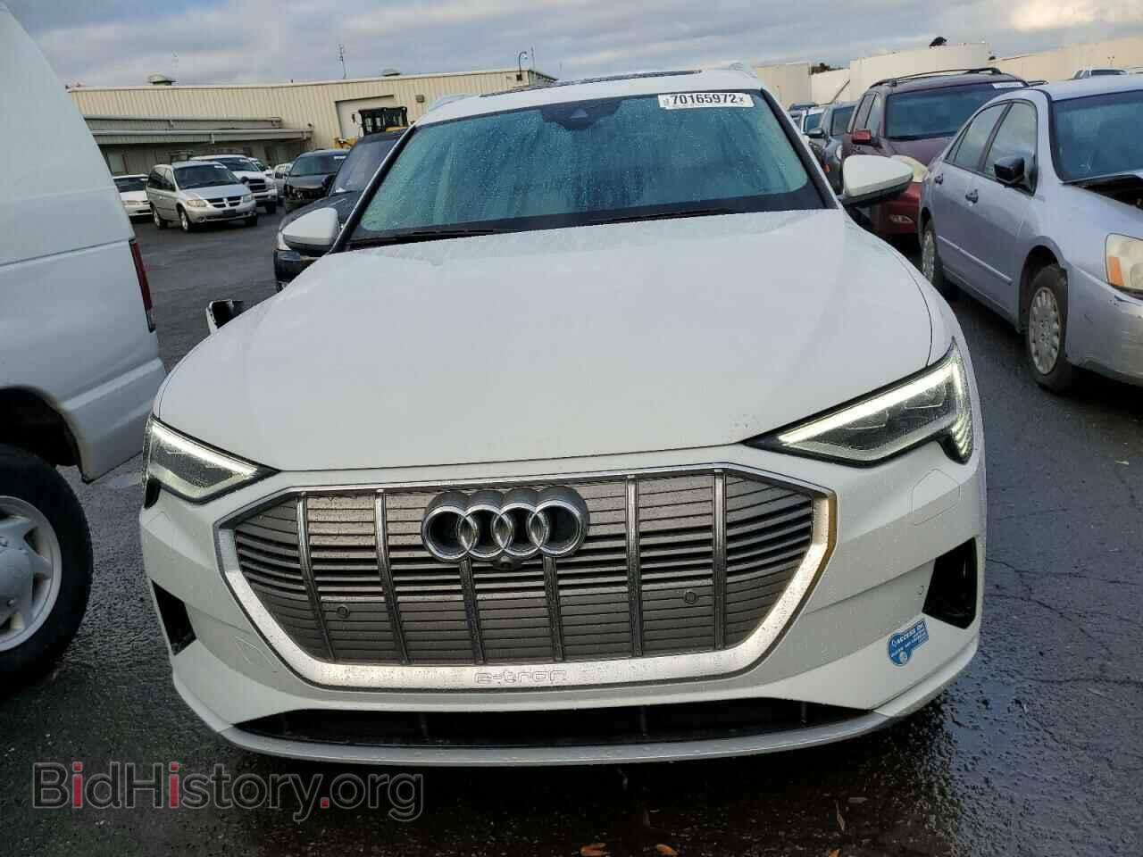 2019 AUDI E-TRON - VIN: WA1LAAGE7KB024685 - Photo 5