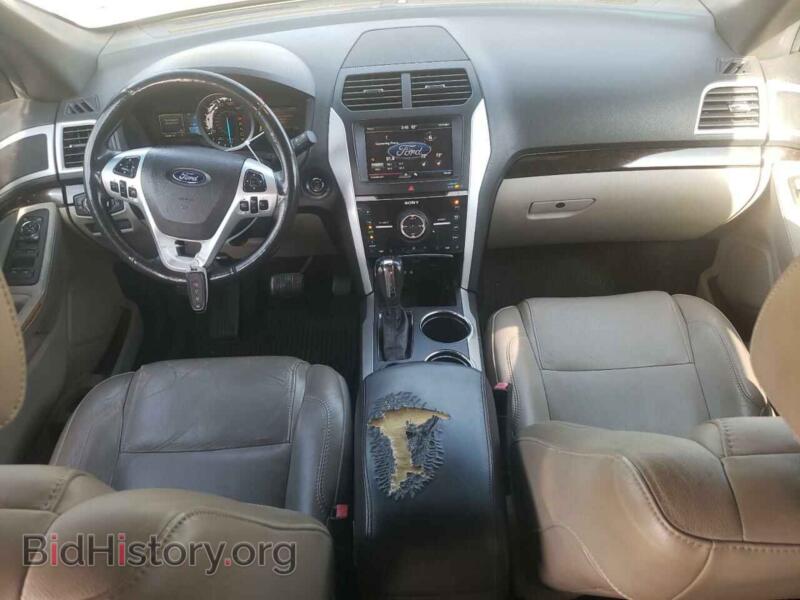 2011 Ford EXPLORER (VIN 1FMHK7F80BGA48459) — photo 8 of 13