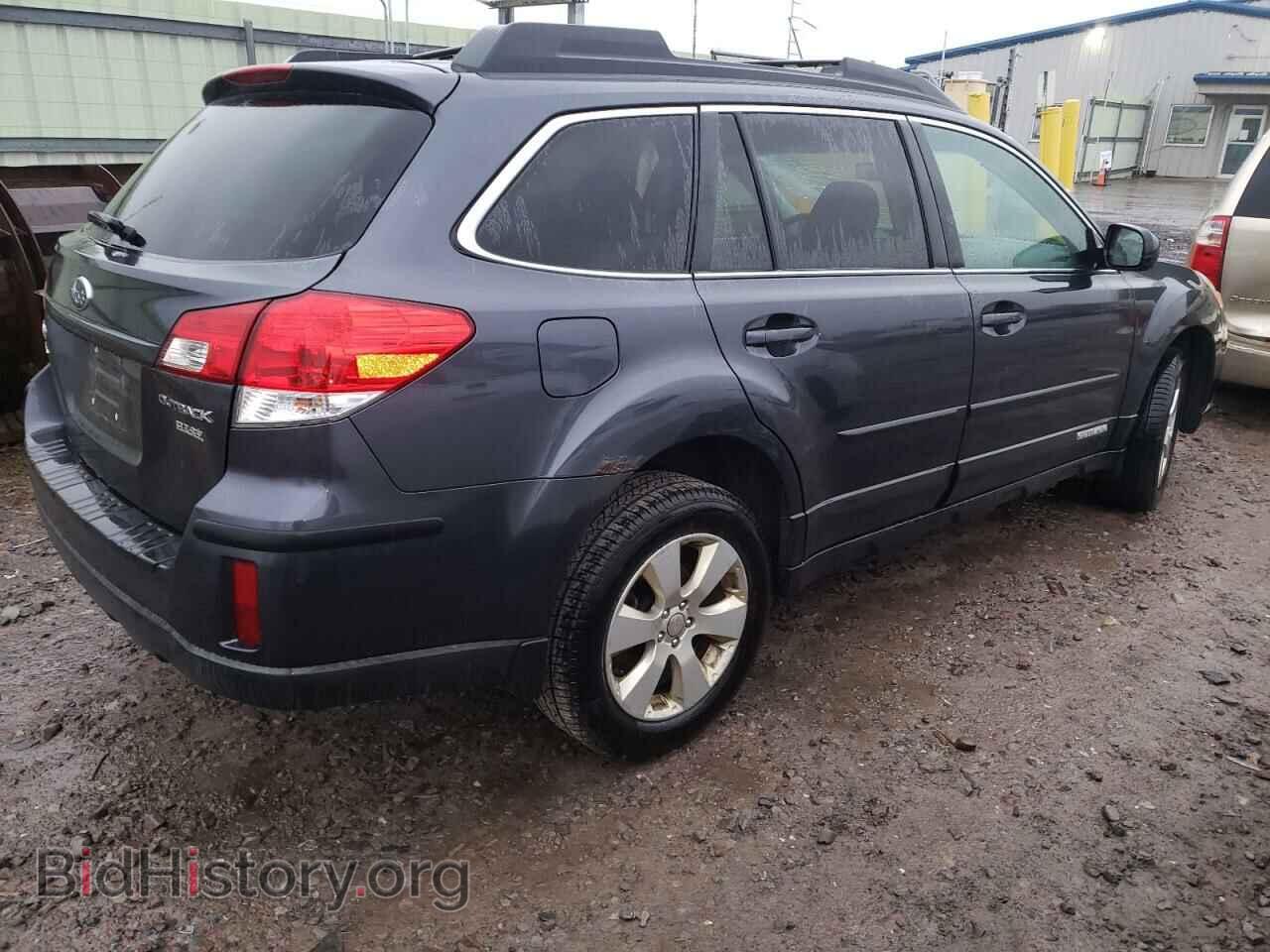 2011 SUBARU OUTBACK - VIN: 4S4BRBCC3B1435779 - Фото 3