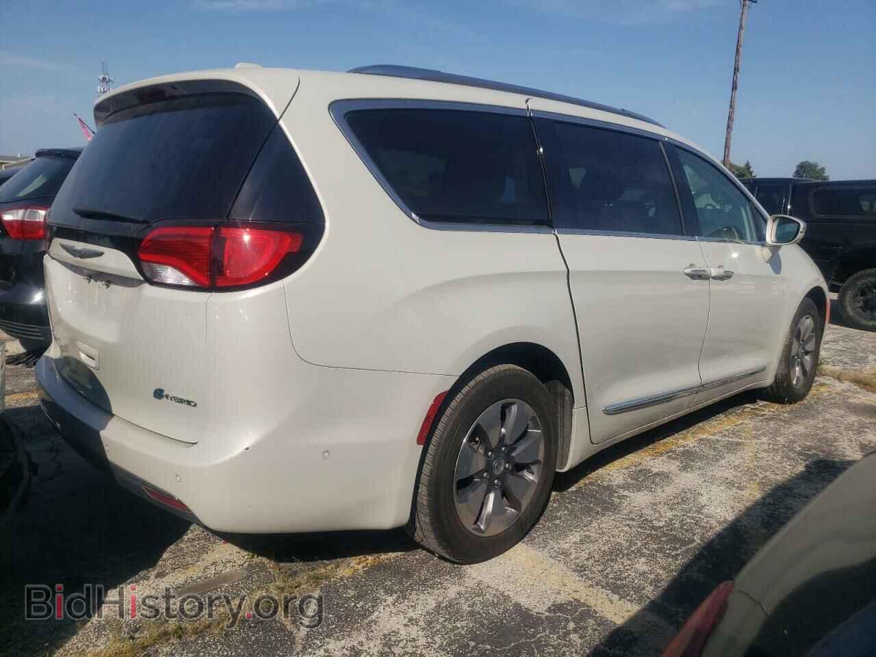 2017 CHRYSLER PACIFICA - VIN: 2C4RC1N71HR685055 - Photo 3