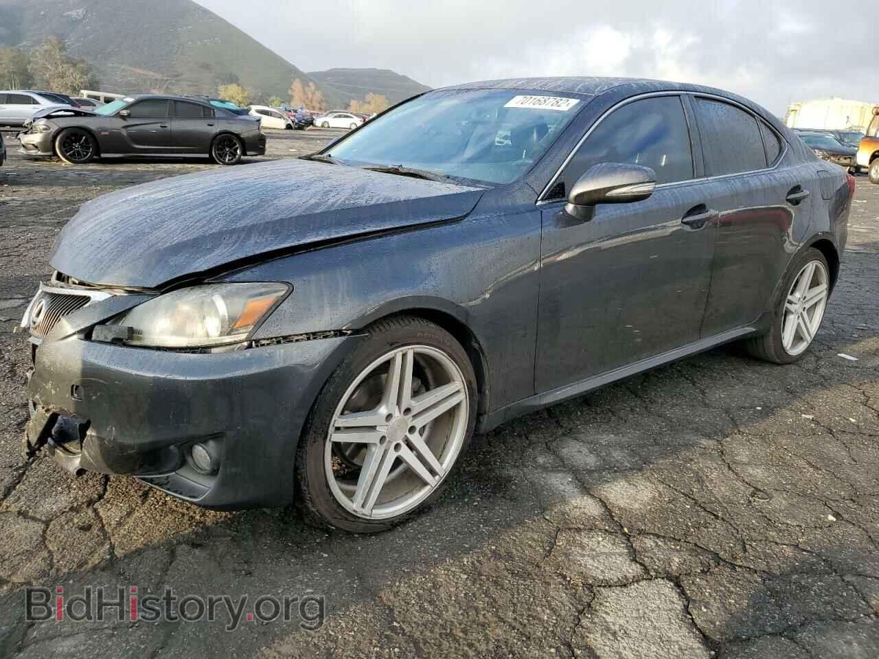 Photo JTHCF5C23B5046822 - LEXUS IS 2011